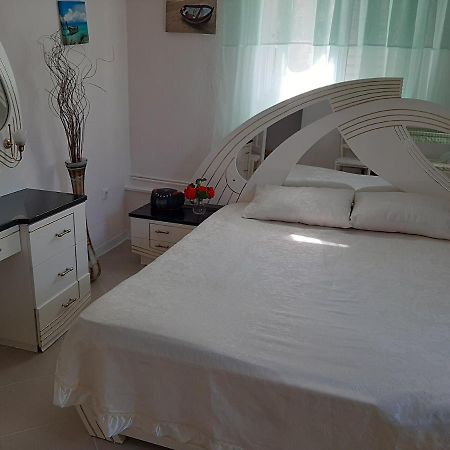 Cozy Flat In Nea Makri Leilighet Eksteriør bilde