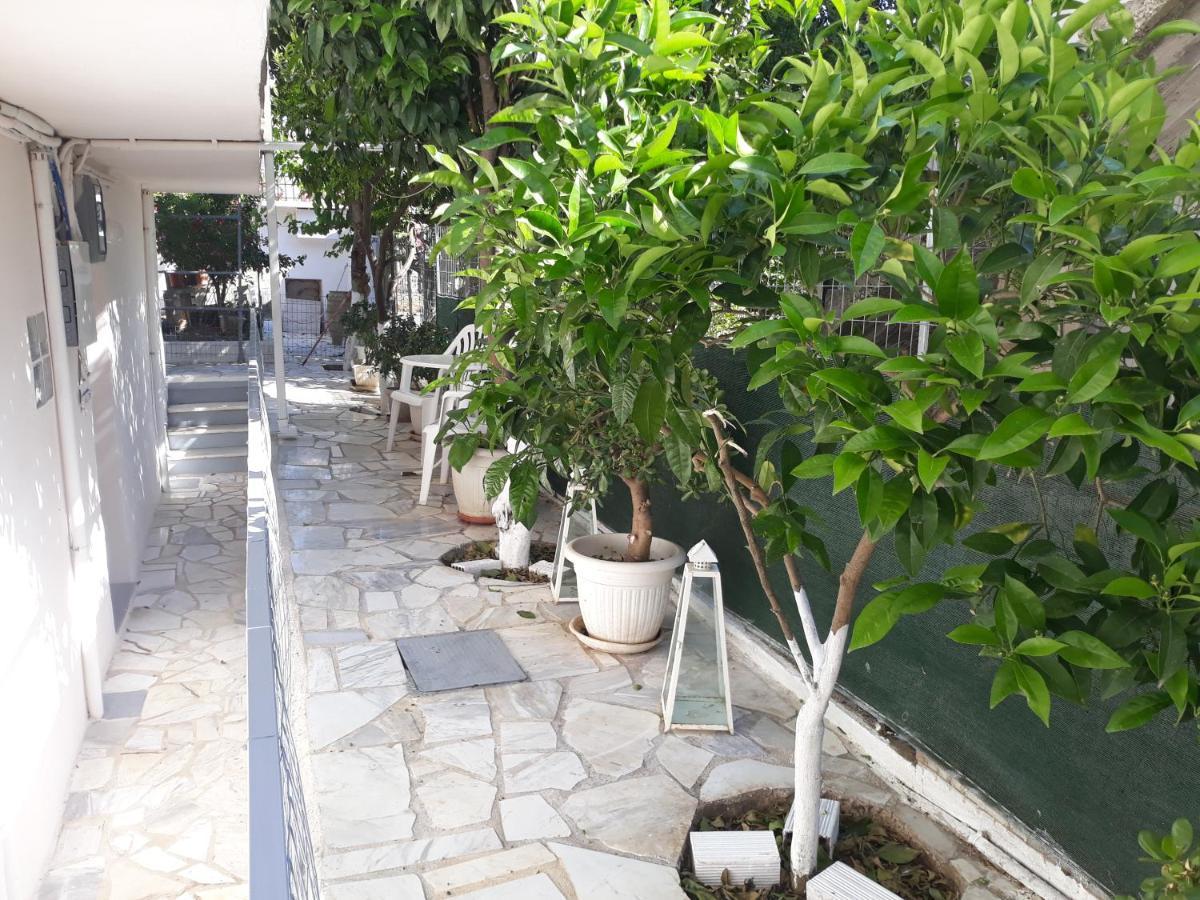 Cozy Flat In Nea Makri Leilighet Eksteriør bilde
