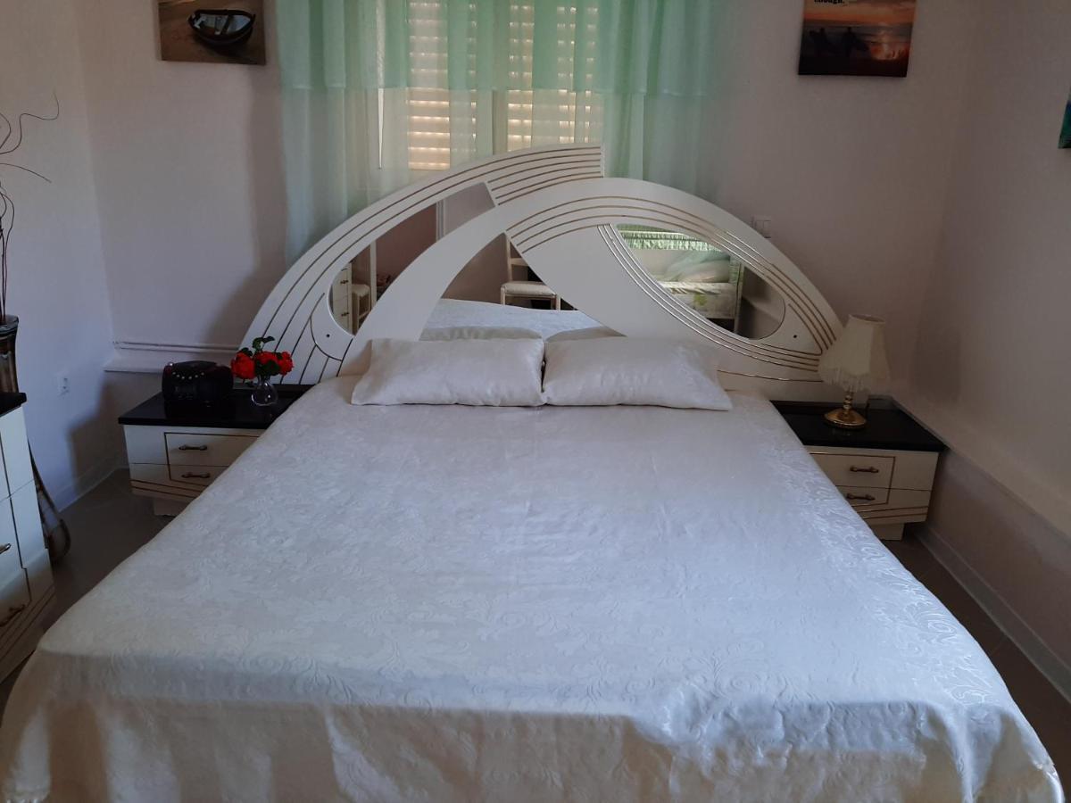 Cozy Flat In Nea Makri Leilighet Eksteriør bilde