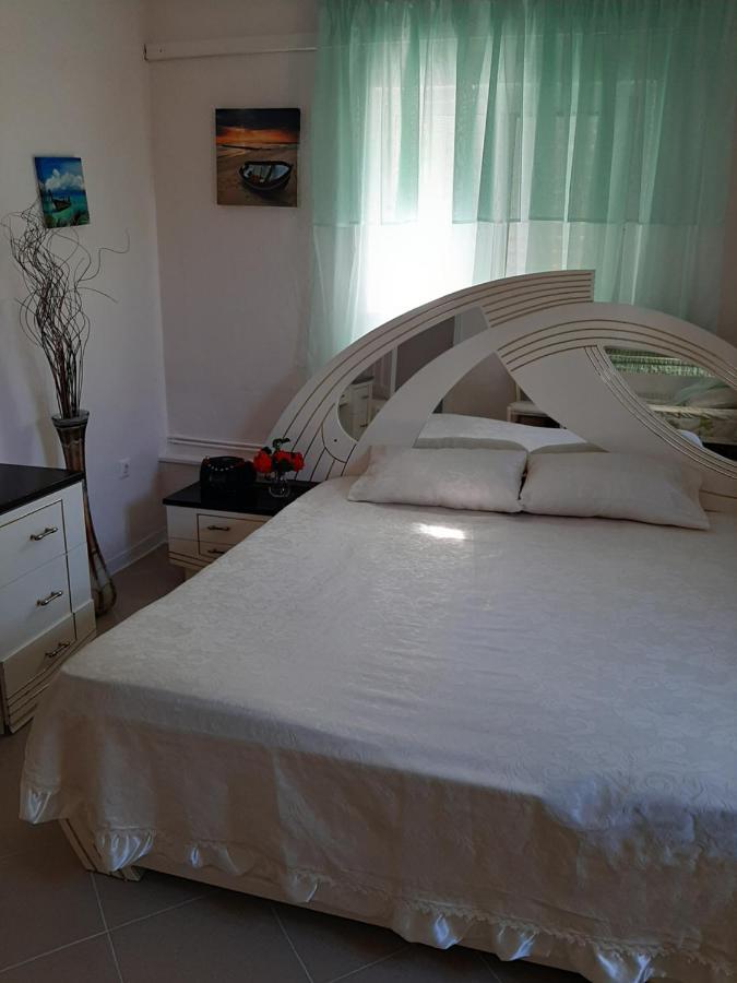 Cozy Flat In Nea Makri Leilighet Eksteriør bilde