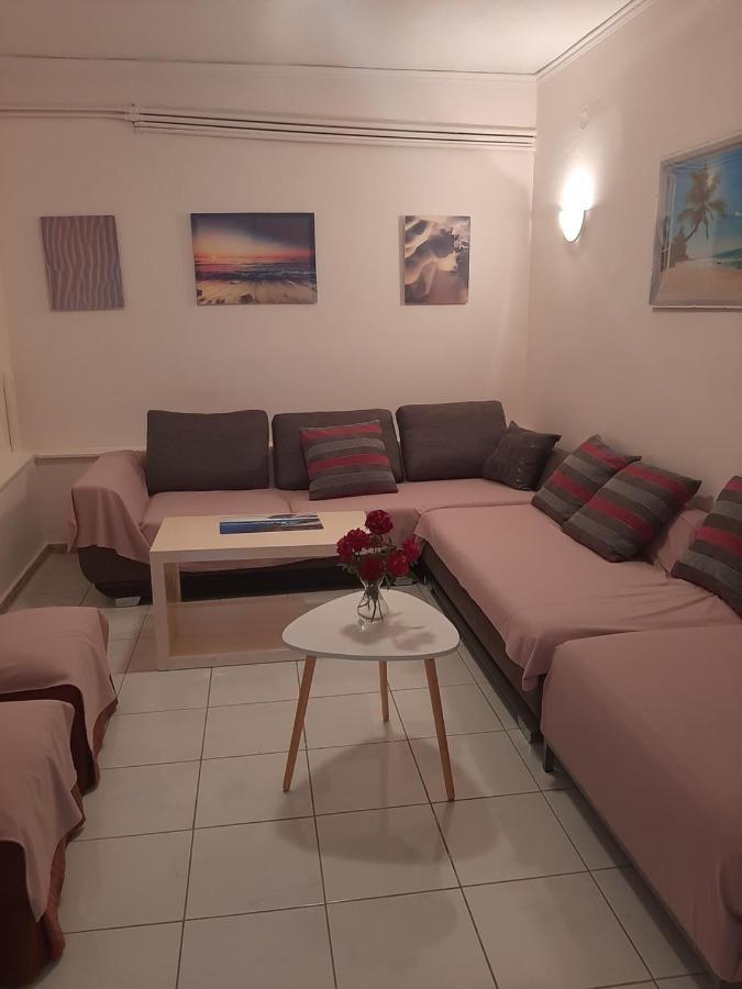 Cozy Flat In Nea Makri Leilighet Eksteriør bilde