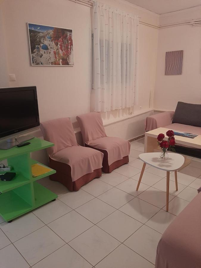 Cozy Flat In Nea Makri Leilighet Eksteriør bilde