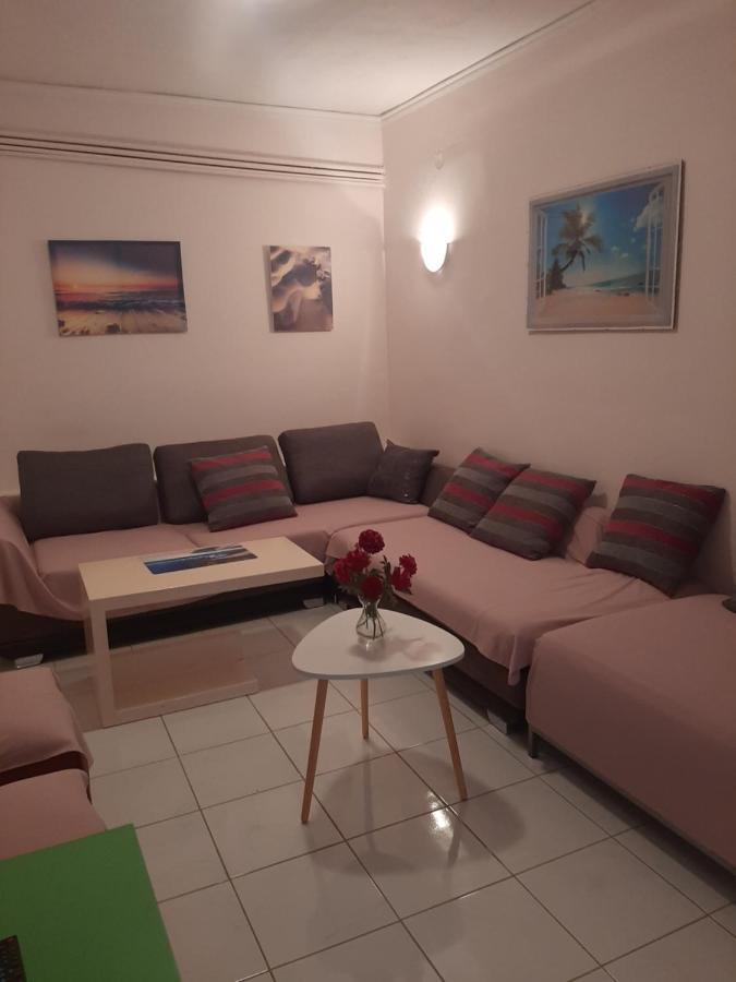 Cozy Flat In Nea Makri Leilighet Eksteriør bilde