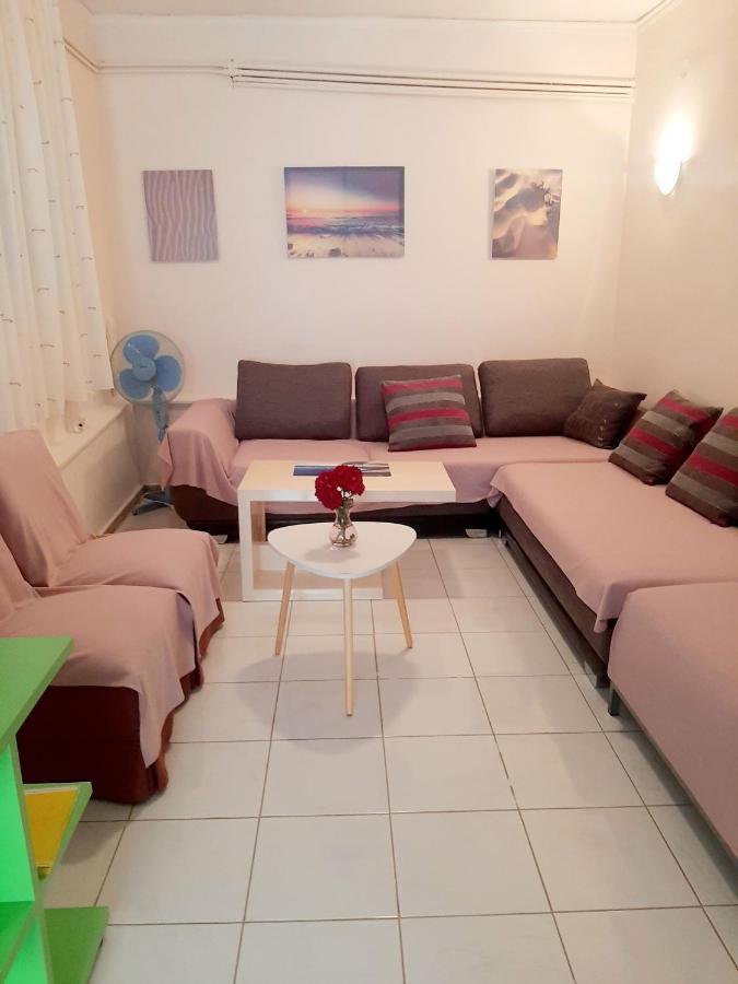 Cozy Flat In Nea Makri Leilighet Eksteriør bilde