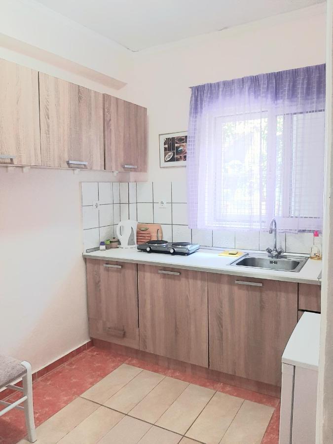 Cozy Flat In Nea Makri Leilighet Eksteriør bilde